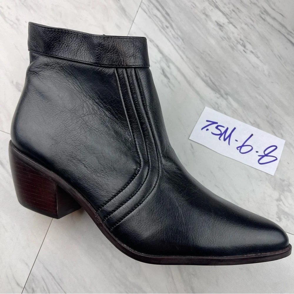 •Matisse Maple Women's Black  Leather Zip Up Ankle  Boots Size 7.5 M | Brazil